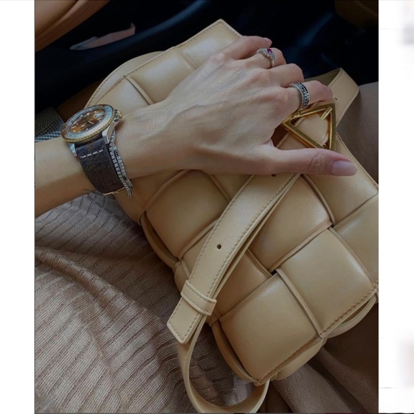 Bottega Veneta Padded Intrecciato Lambskin Cassette Cross-Body Bag In Avocado - Picture 8 of 16